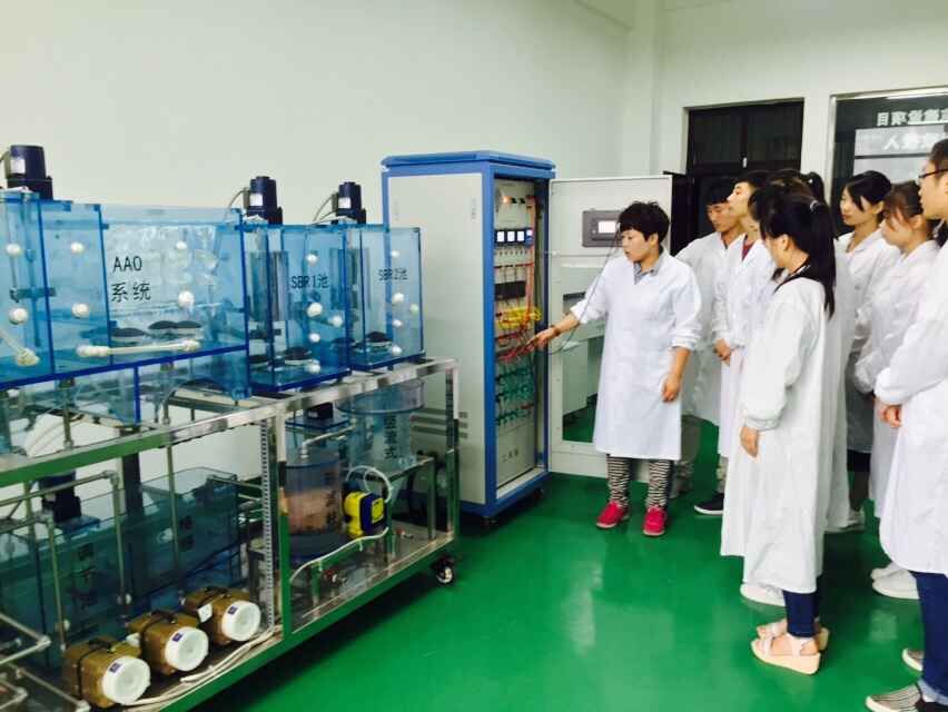 環境監測與控制技術專業 技術開發與技術咨詢的融合之路